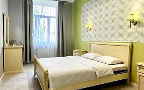 Comfortable One Beds With Nice View For Independent Sqr